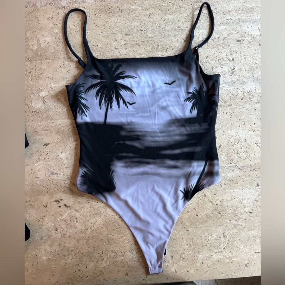 Brandon Maxwell PS23 Palm Tree Print bodysuit - Black and Gray